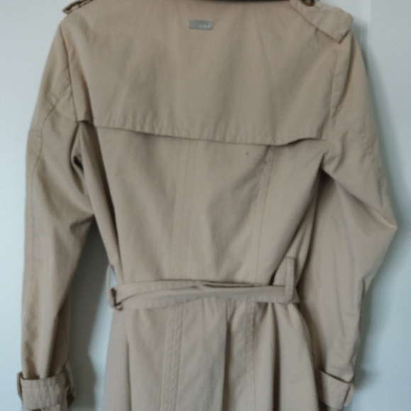 Escada size32 trench coat - Picture 4 of 7